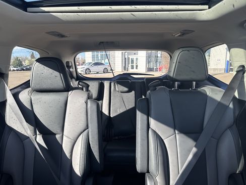 Used 2023 Subaru Ascent Onyx Edition image 32