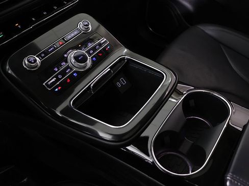 Used 2022 Lincoln Nautilus Reserve AWD/4WD image 58