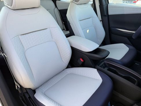 New 2026 Nissan Leaf Platinum+ image 27