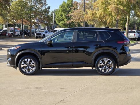 Used 2023 Nissan Rogue SV AWD/4WD image 8