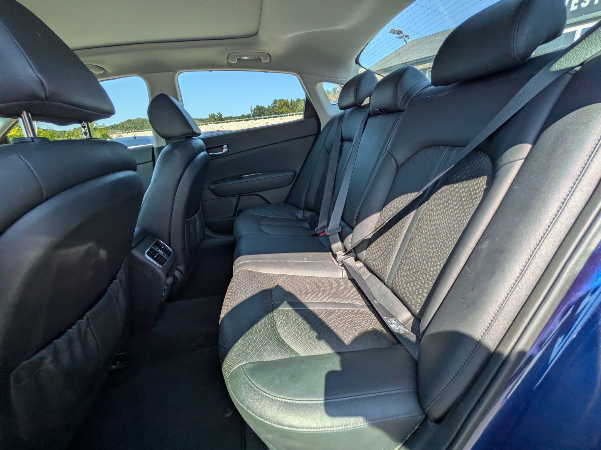 Used 2016 Kia Optima EX w/ Premium Package FWD image 32