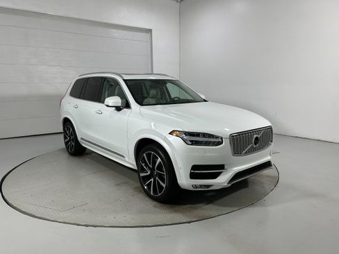 Used 2019 Volvo XC90 T6 Inscription w/ Advanced Package AWD/4WD image 2