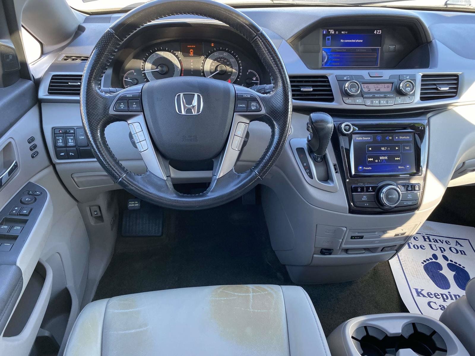 Used 2015 Honda Odyssey Touring Elite image 8
