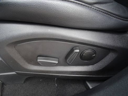 Used 2020 Ford Explorer AWD XLT w/ Equipment Group 202A image 14