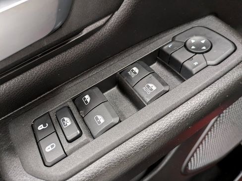 Used 2025 RAM 1500 Tradesman image 9