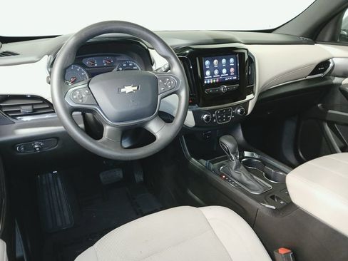 Used 2023 Chevrolet Traverse LS w/ Safety Package AWD/4WD image 9