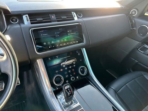Used 2021 Land Rover Range Rover Sport HSE Silver Edition image 16