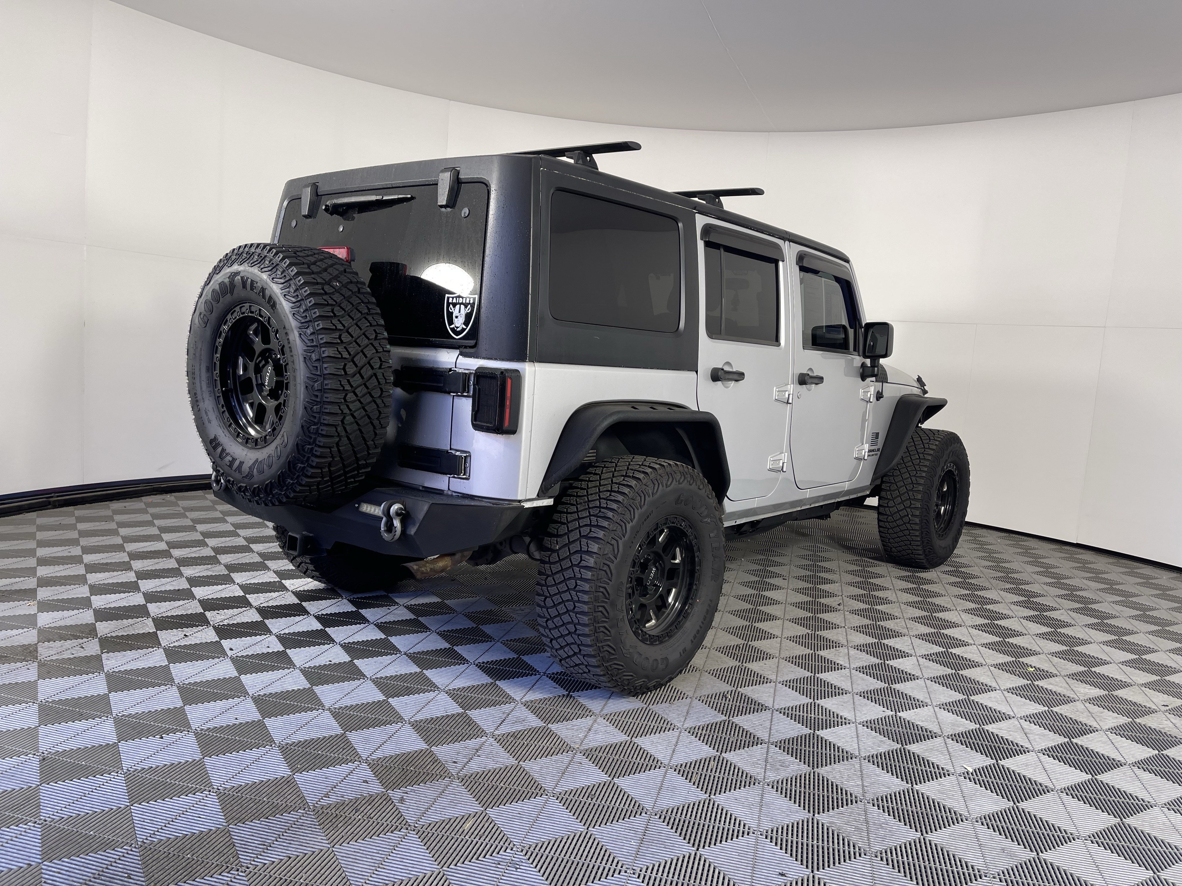 Used 2012 Jeep Wrangler Unlimited Sport AWD/4WD image 5