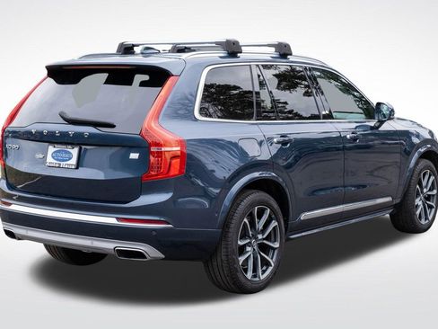 Used 2021 Volvo XC90 T8 Inscription image 8