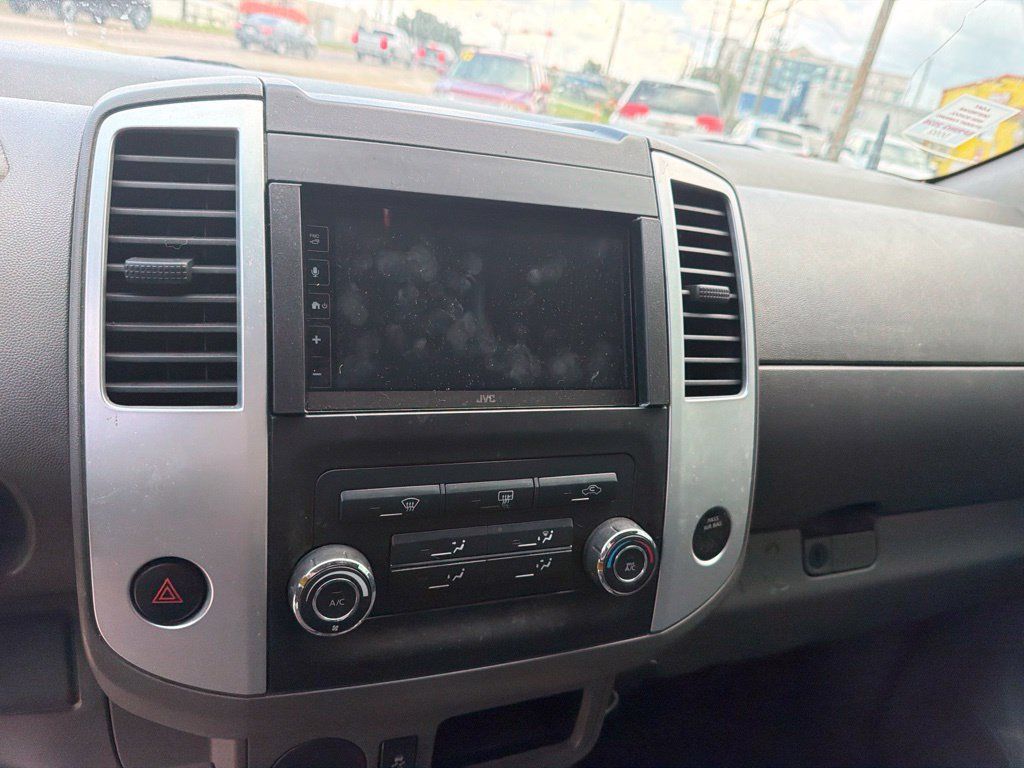 Used 2013 Nissan Frontier SV RWD image 12