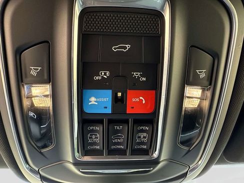 New 2026 Jeep Grand Cherokee L Limited AWD/4WD image 33