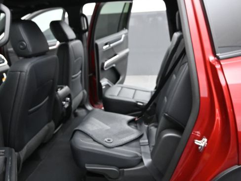 New 2026 GMC Acadia Elevation w/ Black Edition AWD/4WD image 15