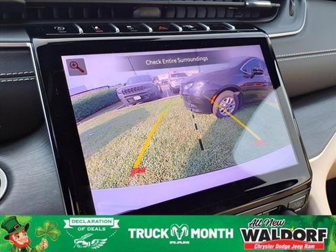 New 2025 Jeep Grand Cherokee L Limited image 14