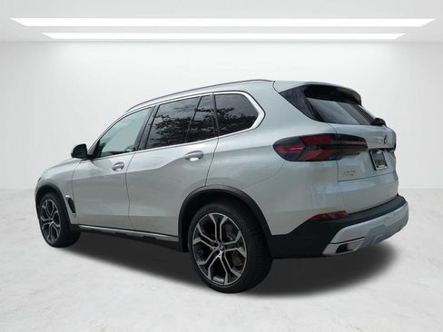 New 2026 BMW X5 xDrive40i w/ Premium Package AWD/4WD image 6