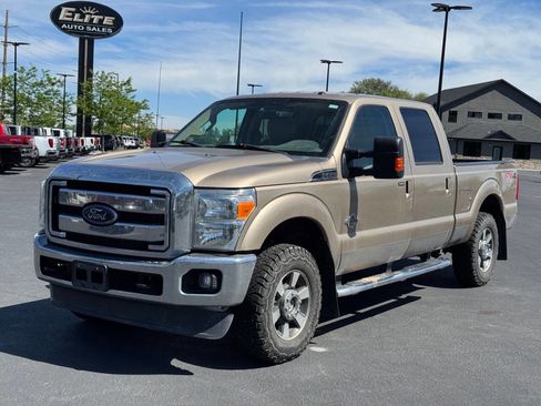 Used 2012 Ford F250 Lariat w/ Lariat Interior Pkg AWD/4WD image 3