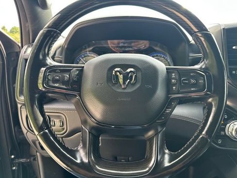 Used 2022 RAM 1500 Limited AWD/4WD image 28
