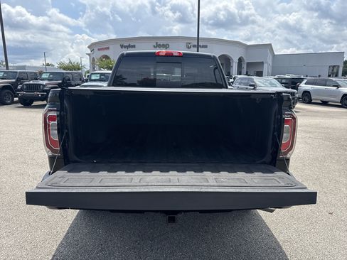 Used 2018 GMC Sierra 1500 Denali w/ Denali Ultimate Package AWD/4WD image 19