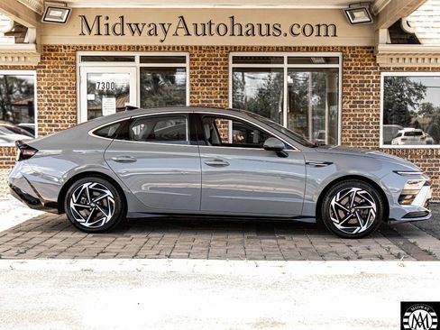 Used 2024 Hyundai Sonata SEL w/ Convenience Package FWD image 5
