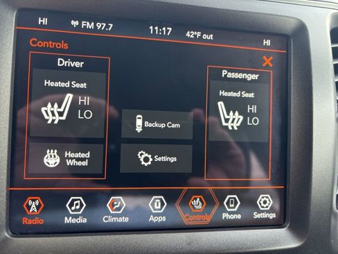 Used 2022 Jeep Cherokee Trailhawk w/ Comfort/Convenience Group AWD/4WD image 32