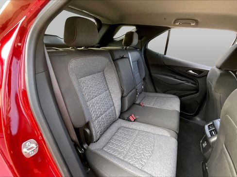 Used 2024 Chevrolet Equinox LT FWD image 19