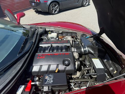 Used 2006 Chevrolet Corvette Convertible w/ Preferred Equipment Group RWD image 21
