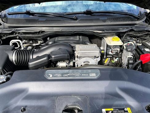 Used 2022 Jeep Wagoneer Series III image 38