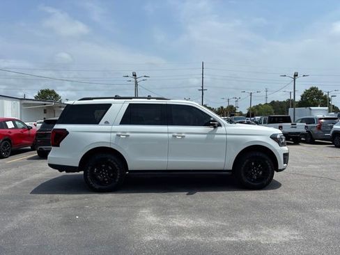 Used 2023 Ford Expedition Timberline AWD/4WD image 2