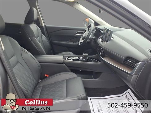 Certified 2025 Nissan Rogue Platinum w/ Platinum Premium Package image 13