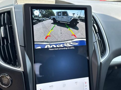 Used 2024 Ford Edge SE image 27