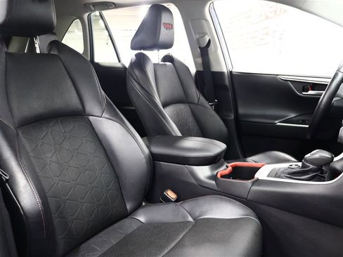 Used 2022 Toyota RAV4 TRD Off-Road image 20