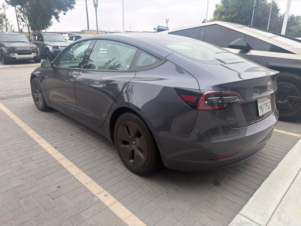 Used 2023 Tesla Model 3 Standard Range RWD image 4