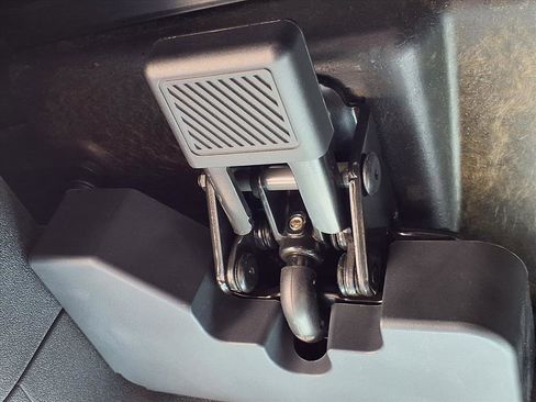 Certified 2023 Ford Bronco Base image 19