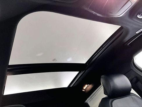 Used 2019 Lincoln Nautilus Reserve image 14