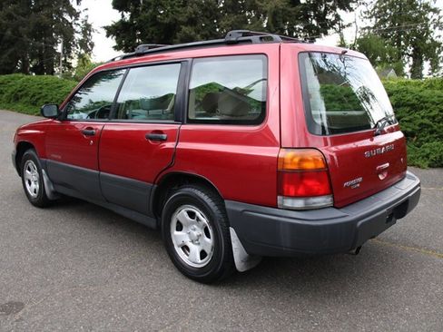 Used 1998 Subaru Forester L AWD/4WD image 4