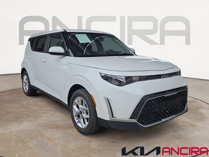 Certified 2025 Kia Soul LX w/ LX Technology Package