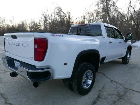 Used 2024 Chevrolet Silverado 3500 LTZ w/ LTZ Convenience Package AWD/4WD image 6
