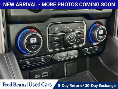 Used 2023 Chevrolet Tahoe LT w/ LT Signature Package AWD/4WD image 21