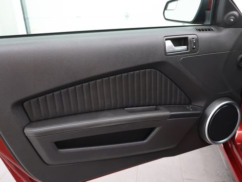 Used 2014 Ford Mustang Shelby GT500 w/ Equipment Group 821A image 35