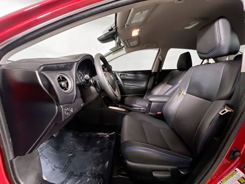 Used 2017 Toyota Corolla SE FWD image 15
