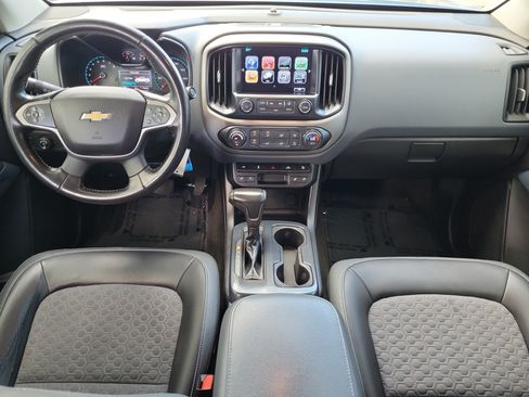 Used 2018 Chevrolet Colorado Z71 AWD/4WD image 17