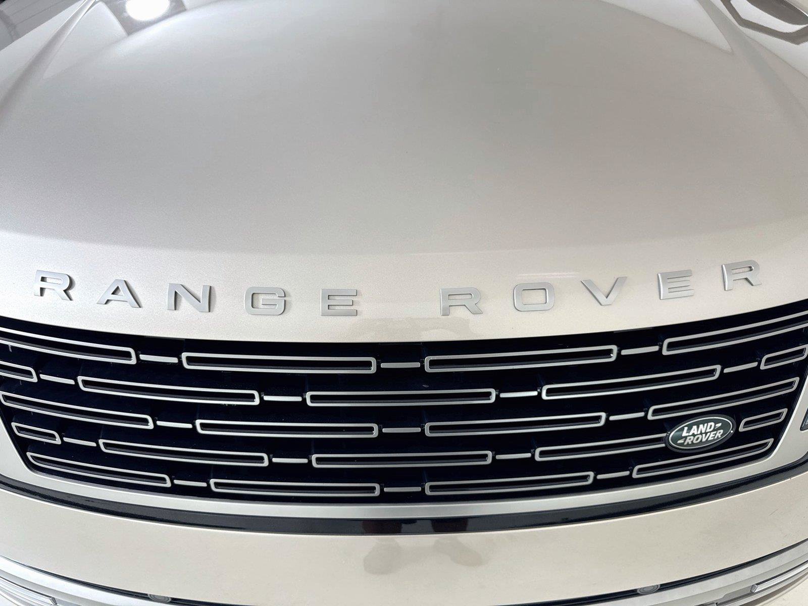 Used 2024 Land Rover Range Rover SE AWD/4WD image 34