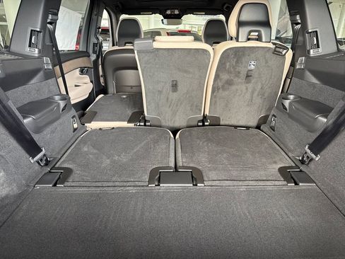 New 2026 Volvo XC90 B6 Plus w/ Protection Package Premier image 15