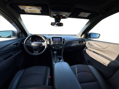 Used 2023 Chevrolet Equinox RS w/ RS Leather Package image 23