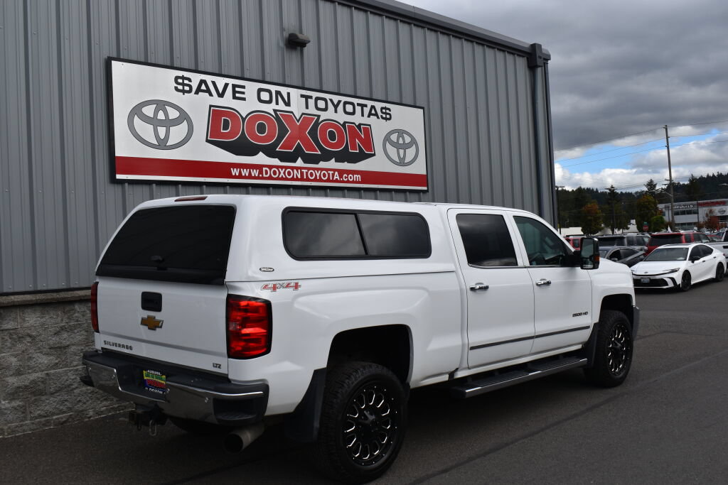 Used 2015 Chevrolet Silverado 2500 LTZ w/ Duramax Plus Package AWD/4WD image 5