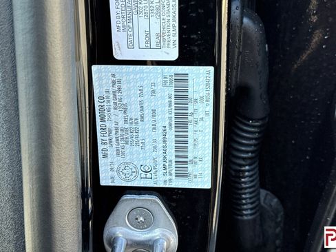 Used 2025 Lincoln Nautilus Reserve w/ Equipment Group 203A image 36