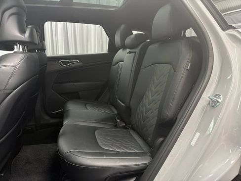 Certified 2025 Kia Sportage X-Line w/ Premium Package AWD/4WD image 13