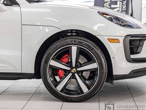 Used 2024 Porsche Macan S AWD/4WD image 11
