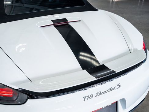 Used 2019 Porsche 718 Boxster image 29