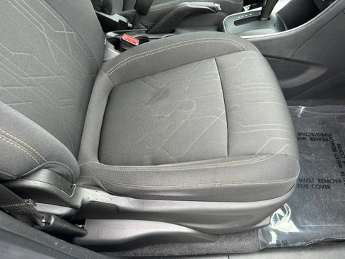 Used 2020 Chevrolet Trax LT FWD image 39