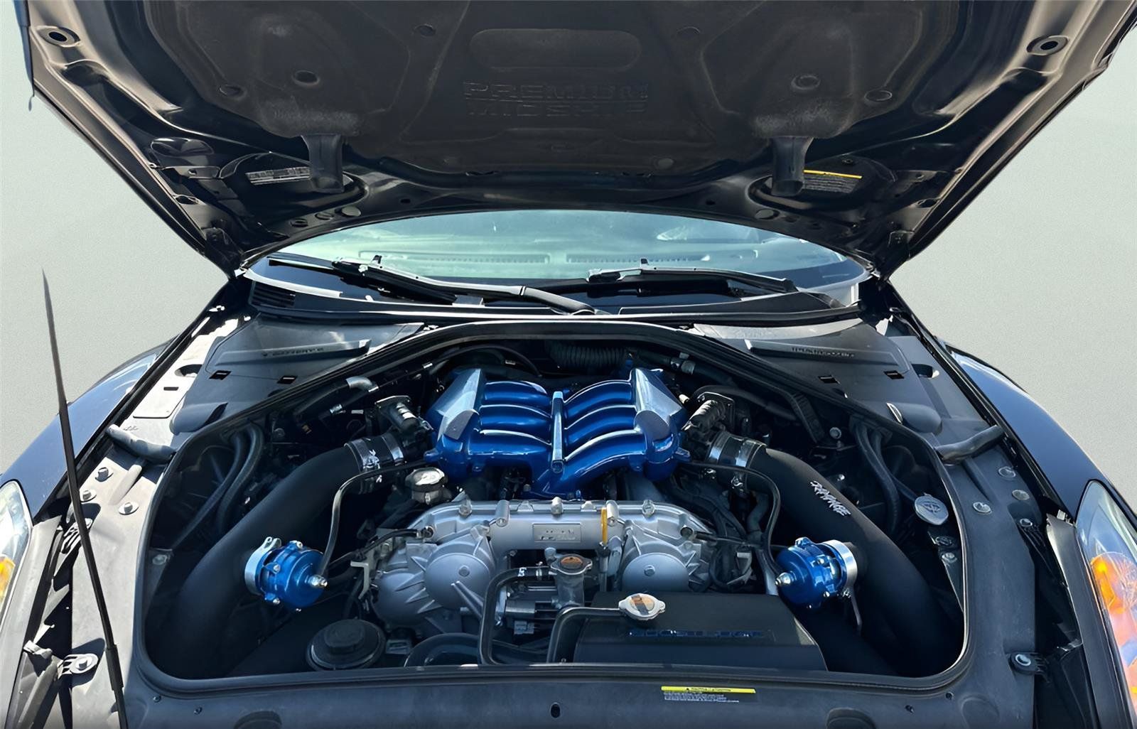 Used 2020 Nissan GT-R Premium w/ Premium Interior Package AWD/4WD image 11